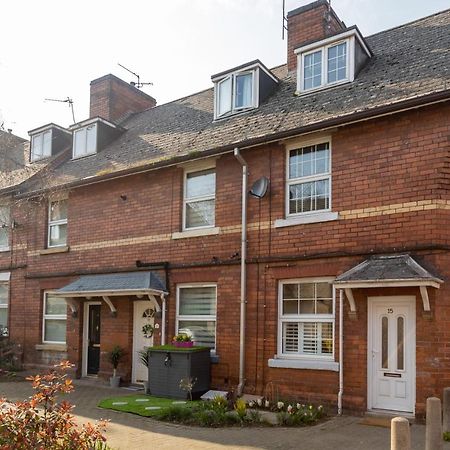 Hereford City - St Owens Terrace - Comfortable & Spacious Well Presented Three Storey House, Perfect For A Weekend Away & Exploring The City On Foot - Hosted By Rentmyhouse Экстерьер фото