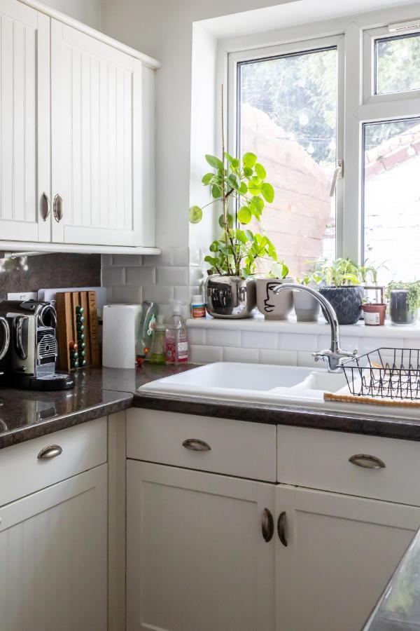 Hereford City - St Owens Terrace - Comfortable & Spacious Well Presented Three Storey House, Perfect For A Weekend Away & Exploring The City On Foot - Hosted By Rentmyhouse Экстерьер фото